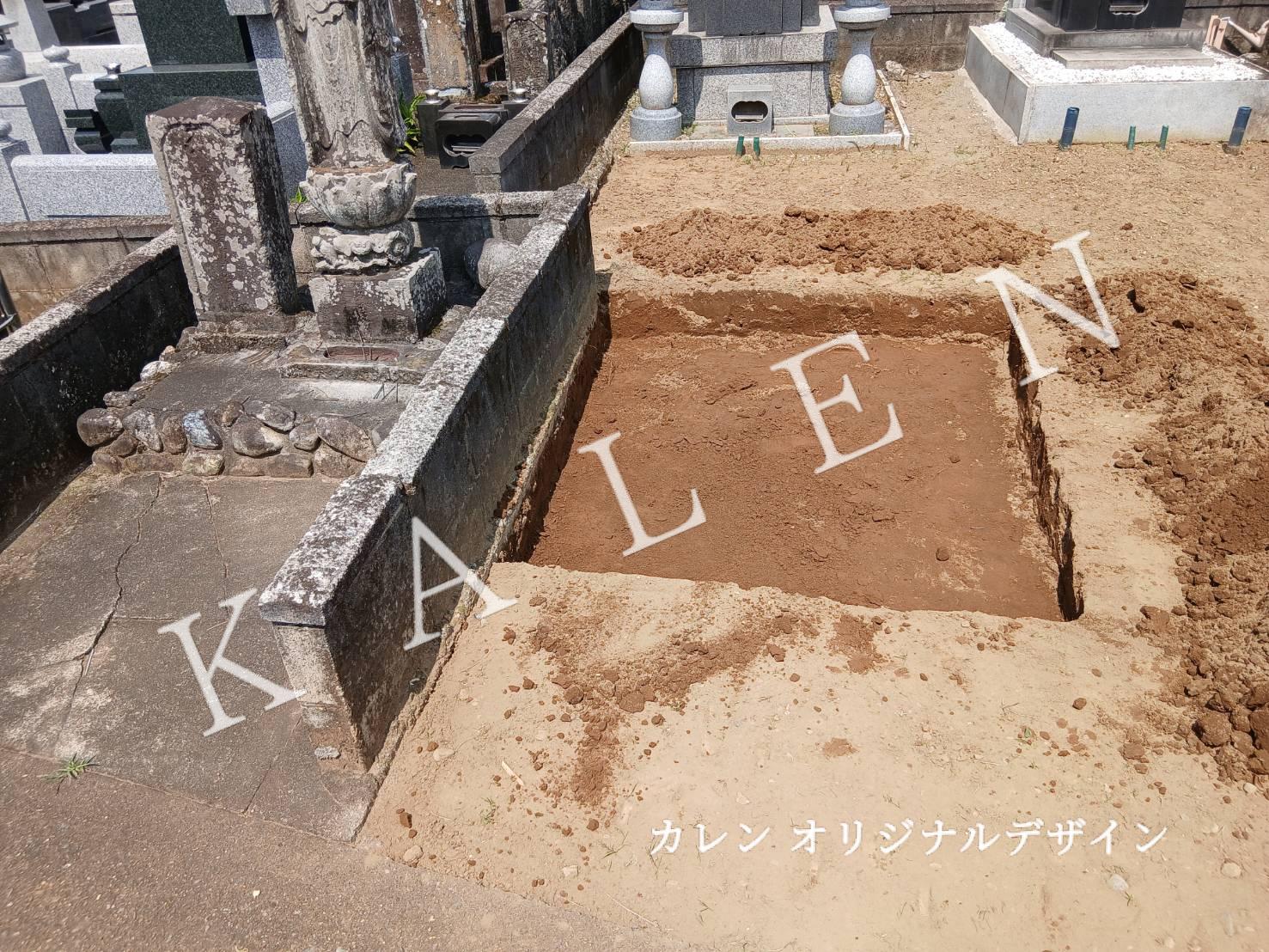 施工前の墓地の様子