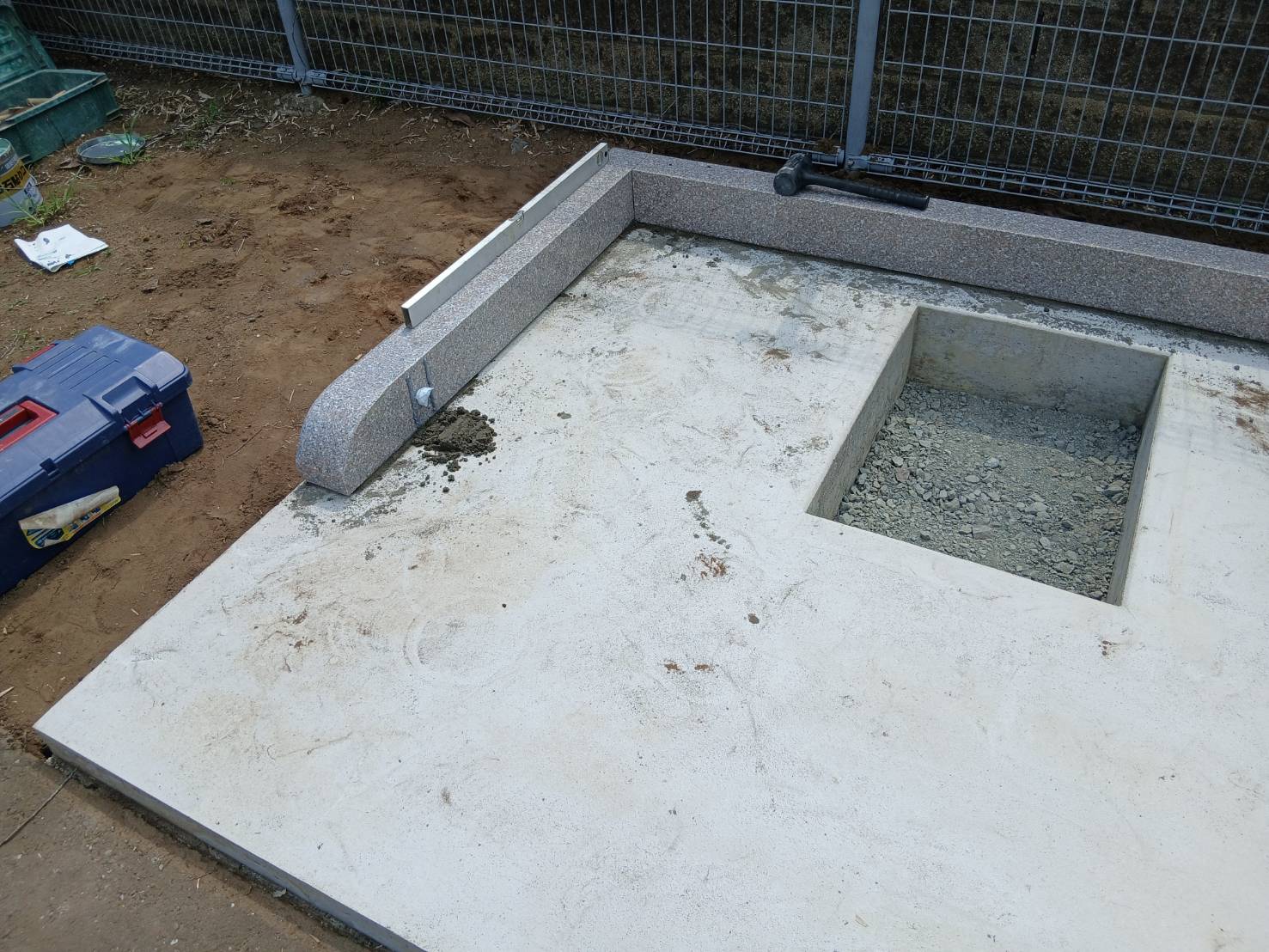 外柵工事の様子