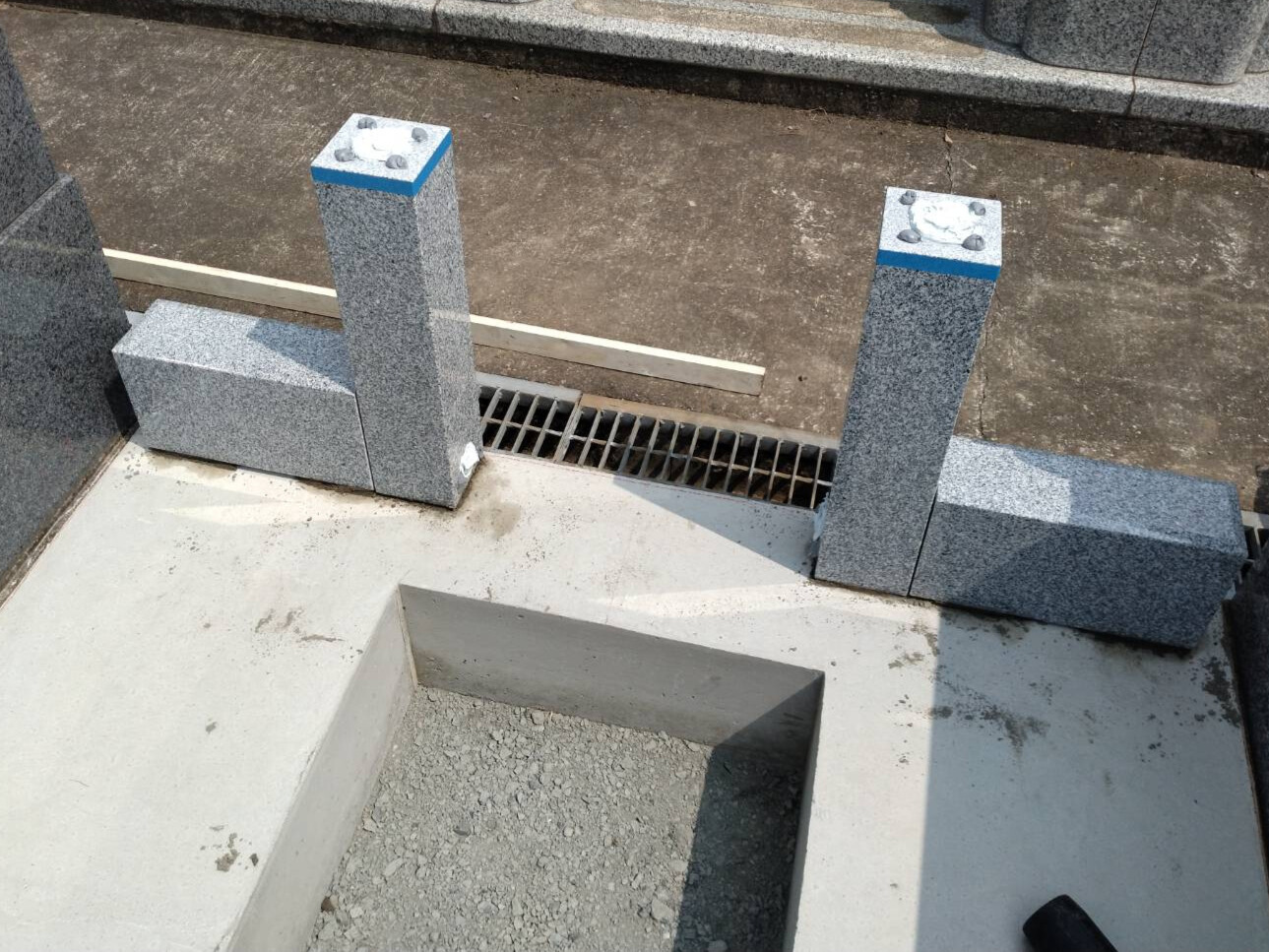 外柵工事の様子