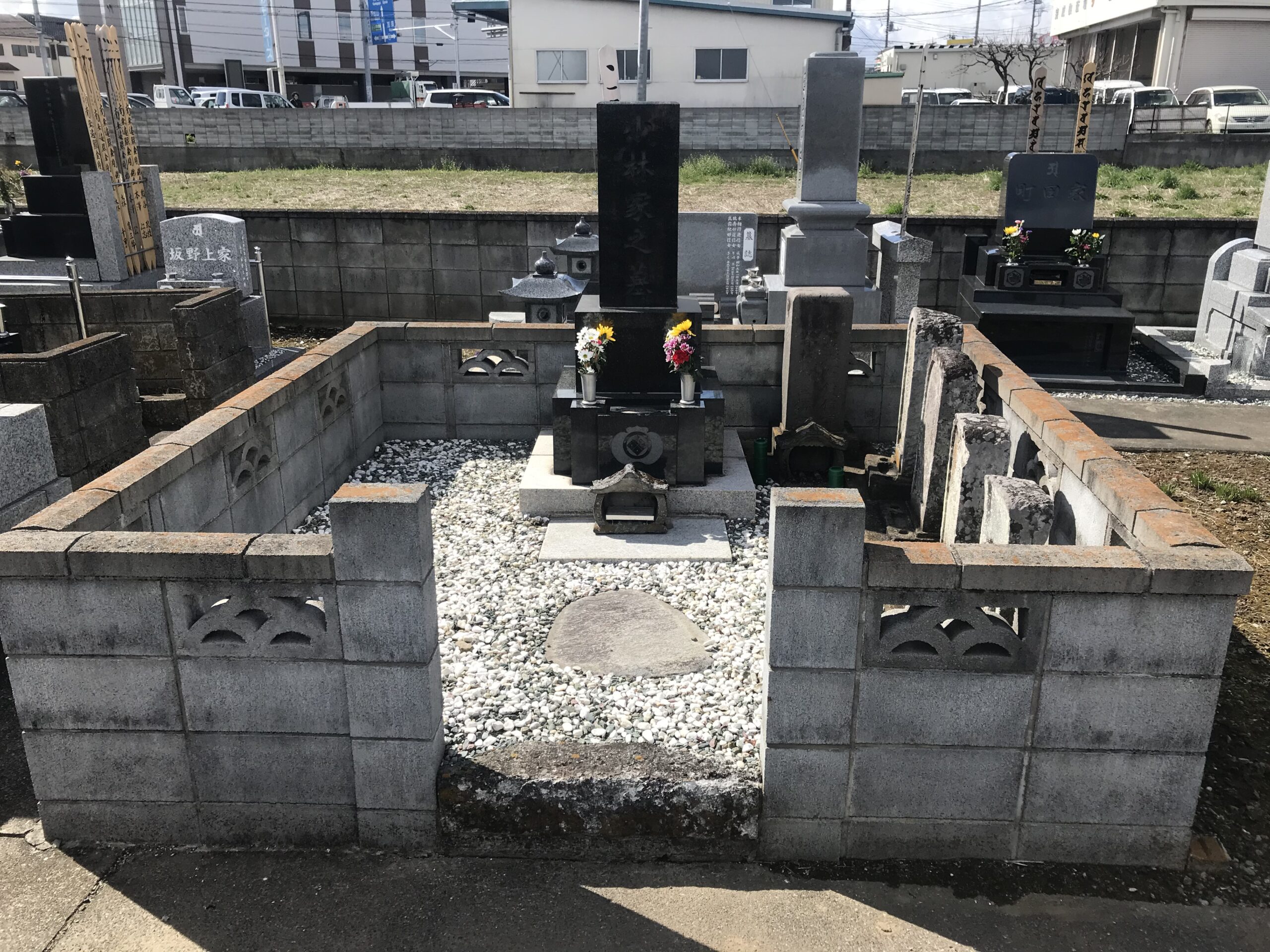 リフォーム前の墓地写真