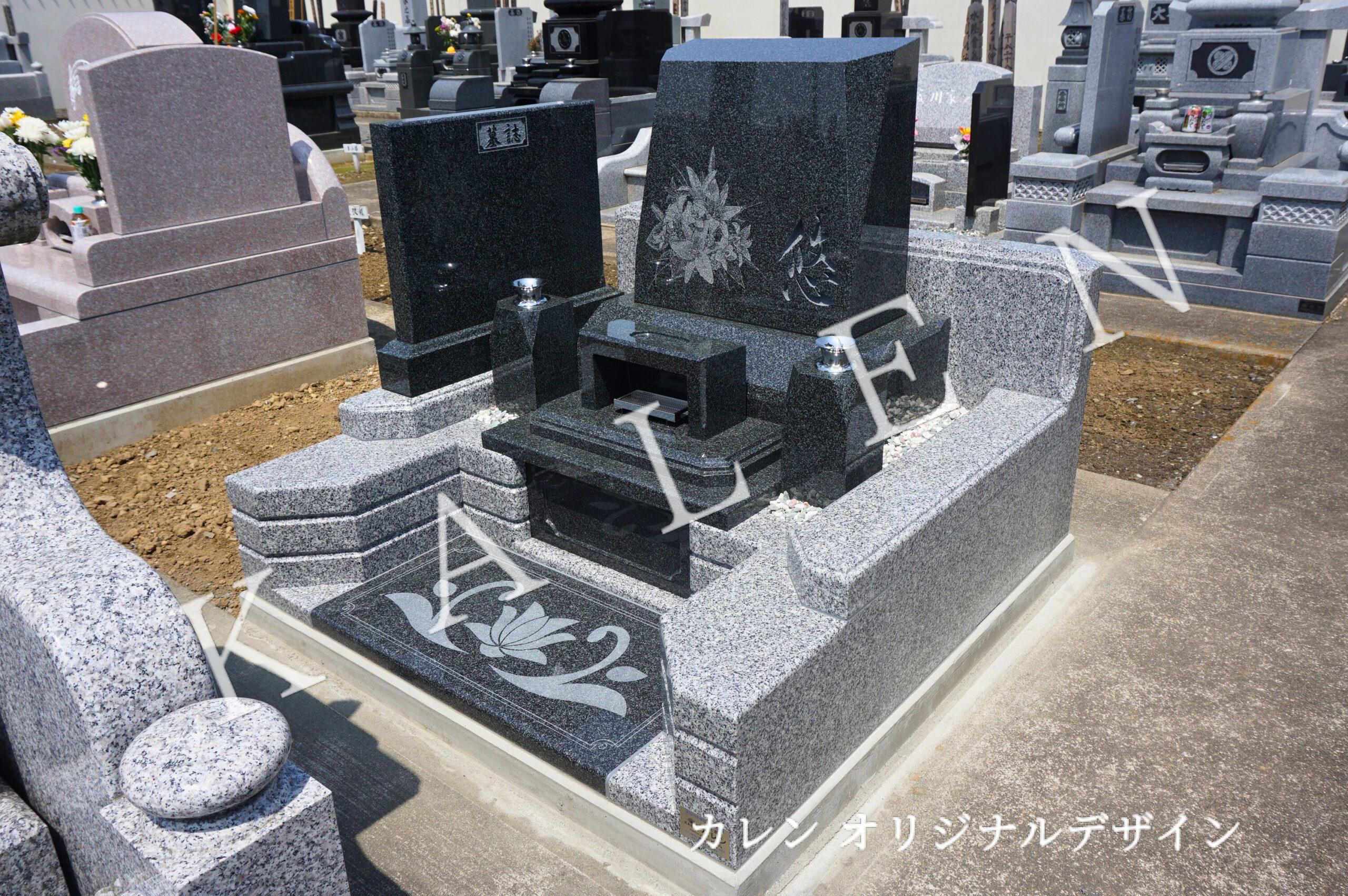 百合の花が刻まれたデザイン墓石(埼玉県本庄市)